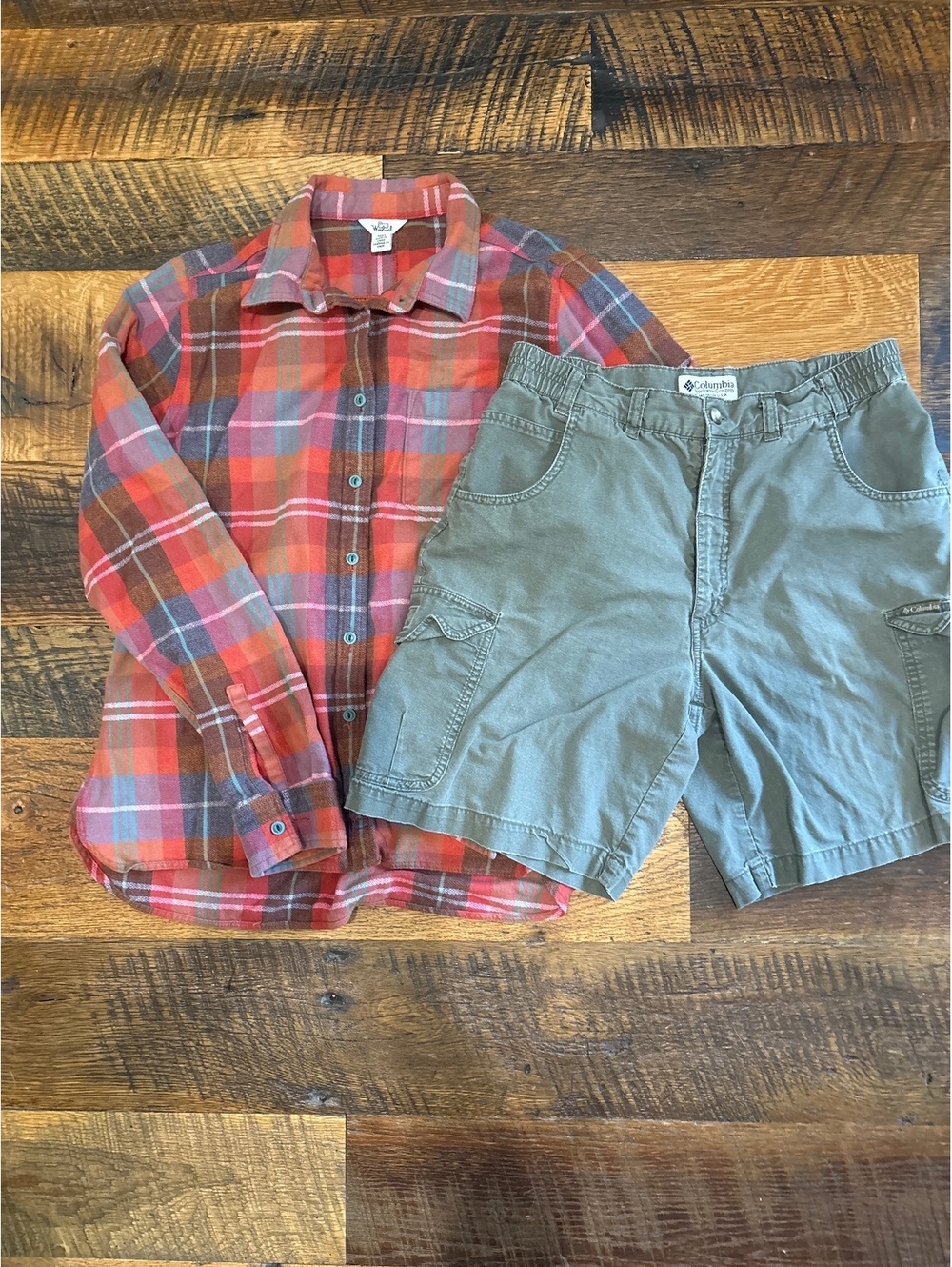 Gorp cabin outdoor bundle: Woolrich heritage flannel and vintage Columbia shorts